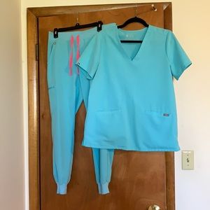 Med neon blue figs scrubs
